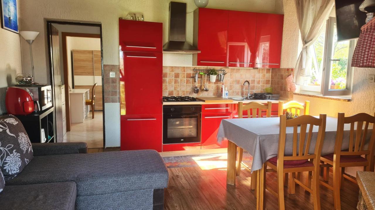 Apartman Kos Rosini Екстер'єр фото