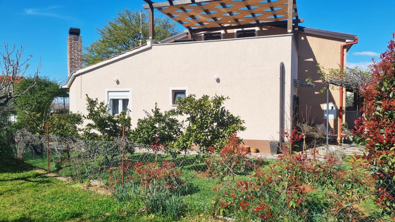 Apartman Kos Rosini Екстер'єр фото